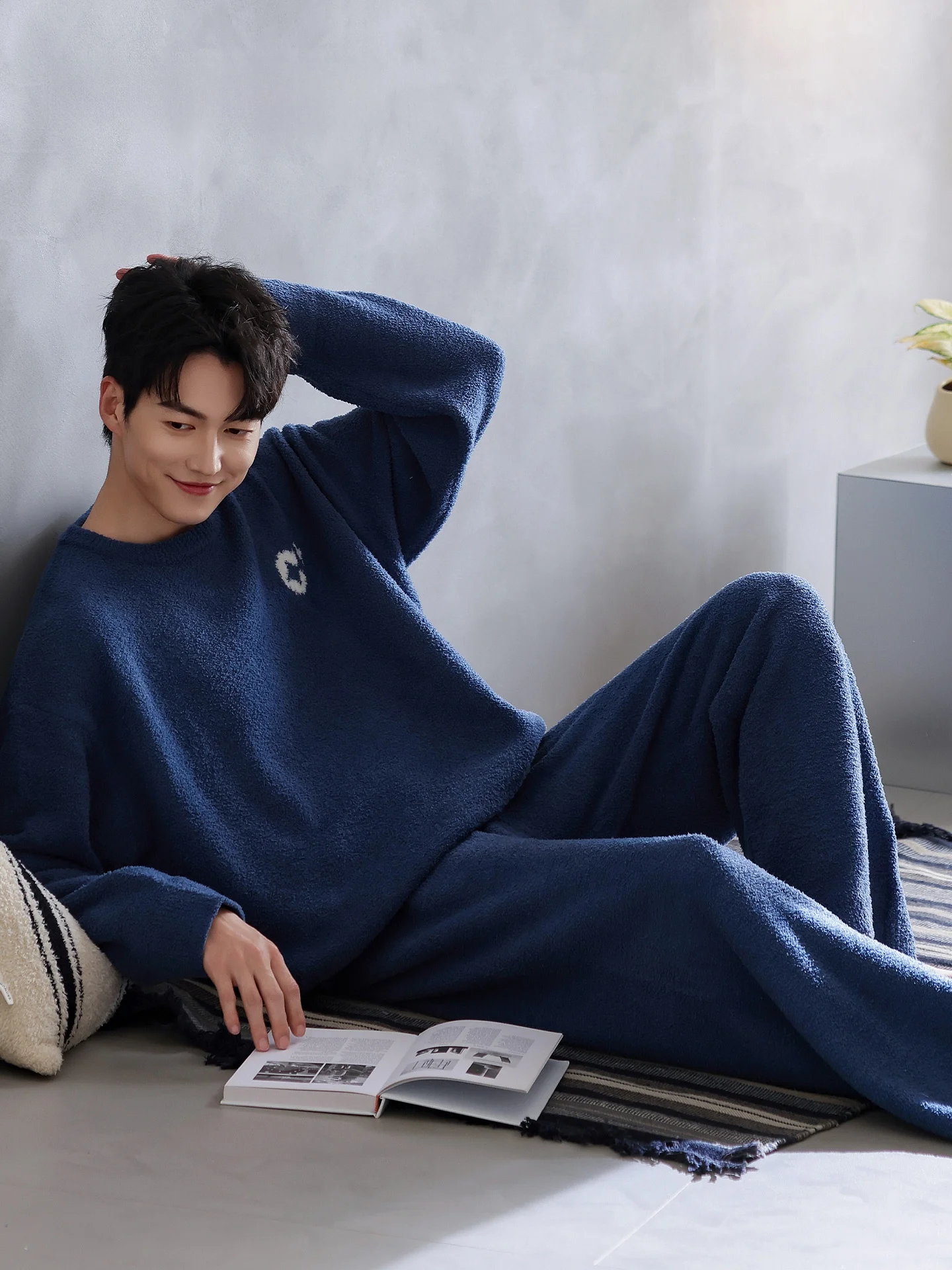 chunkeer-set-di-abbigliamento-da-casa-per-uomo-morbido-e-soffice-foderato-in-pile-vestibilita-comoda-maniche-lunghe-collo-tondo-pigiama