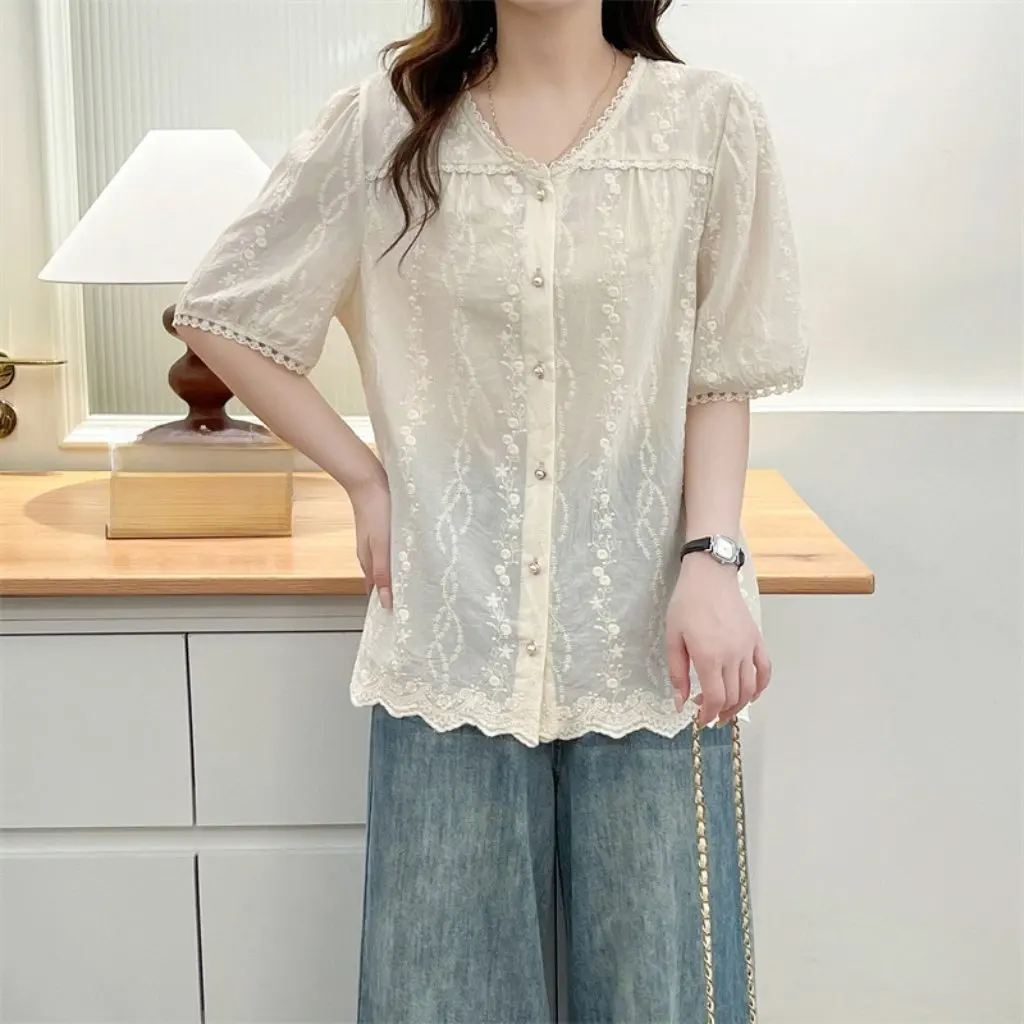 

Рубашка из чистого хлопка с вышивкой, с коротким рукавом, кружевным воротником, большие размеры, женская модная летняя блузка с цветочным узором, большой размер