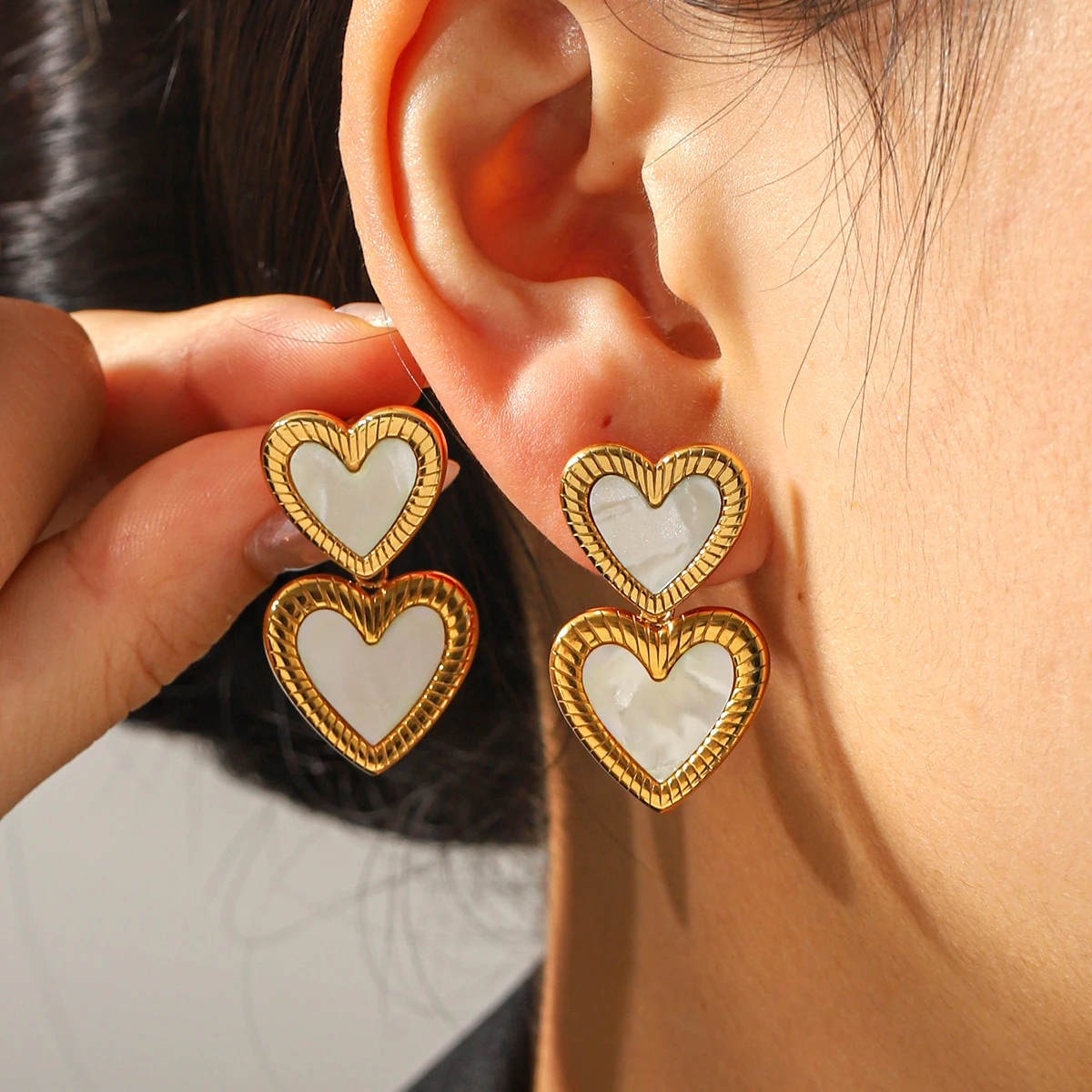 Stainless Steel Mother of Pearl Earrings Set For Women 18K Gold Plated Heart Teardrop Dangle Hypoallergenic Fashion Jewelry