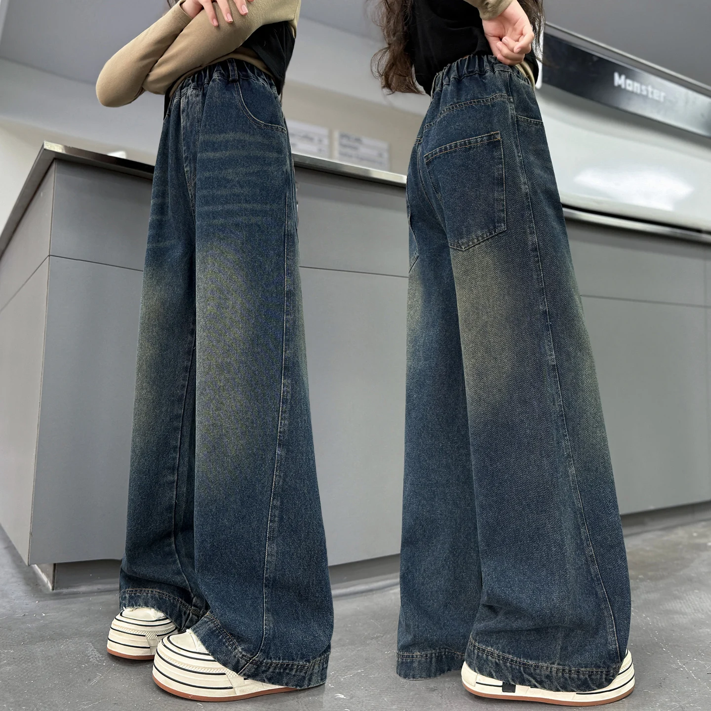 

Children Popular Retro y2k Jeans For Female Girls Vintage Korean Fashion Kids New Designer Gothic Denim Pants Casual Trousers