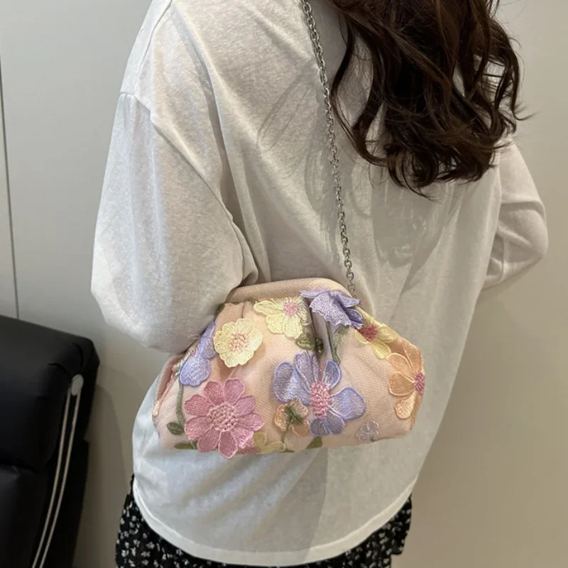 

Сумка через плечо с вышивкой, очаровательная вечерняя сумка с 3D-принтом, элегантная, темпераментная, роскошная, повседневная, в татарском стиле, клатч с случайным принтом