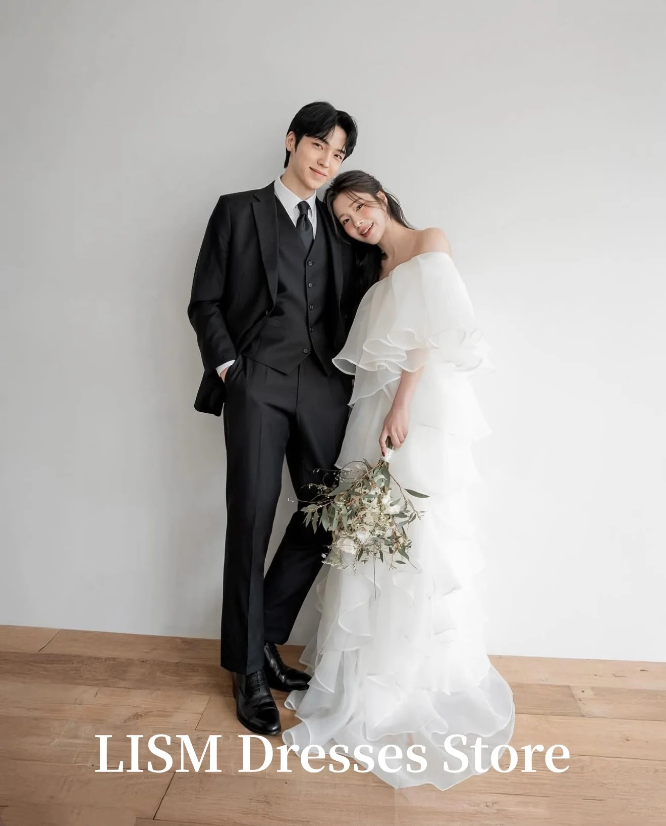 

LISM Off Shoulder A-Line Tiered Wedding Dresses Korea Photo Shoot Silk Organza Floor Length Elegant Bridal Gowns Customized