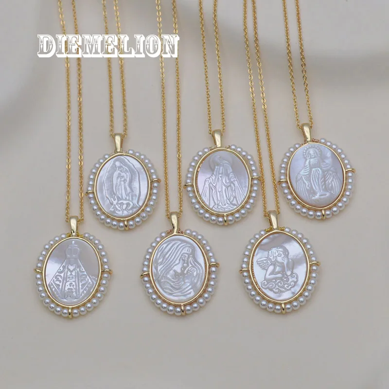 

Vintage 18K Gold Plated Natural MOP Shell Oval Medal Religious Virgin Mary Pendant Necklace for Women Inlaid 3mm Synthetic Pearl