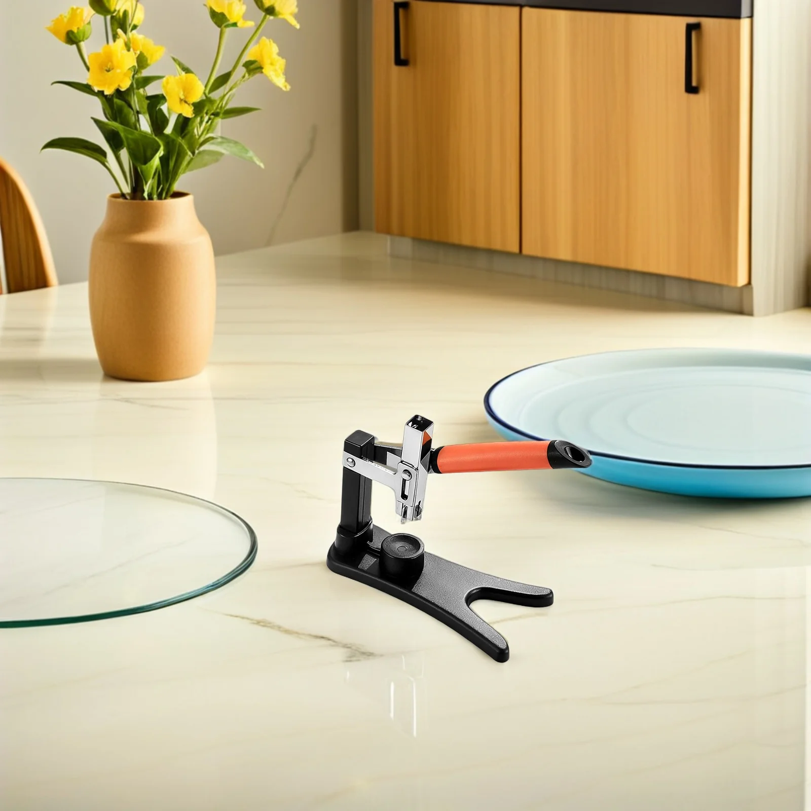 

Manual Chestnut Opener Stainless Steel Nutcracker Tool Multifunctional Chestnut Cutter Sheller Clip for Home Kitchen Use