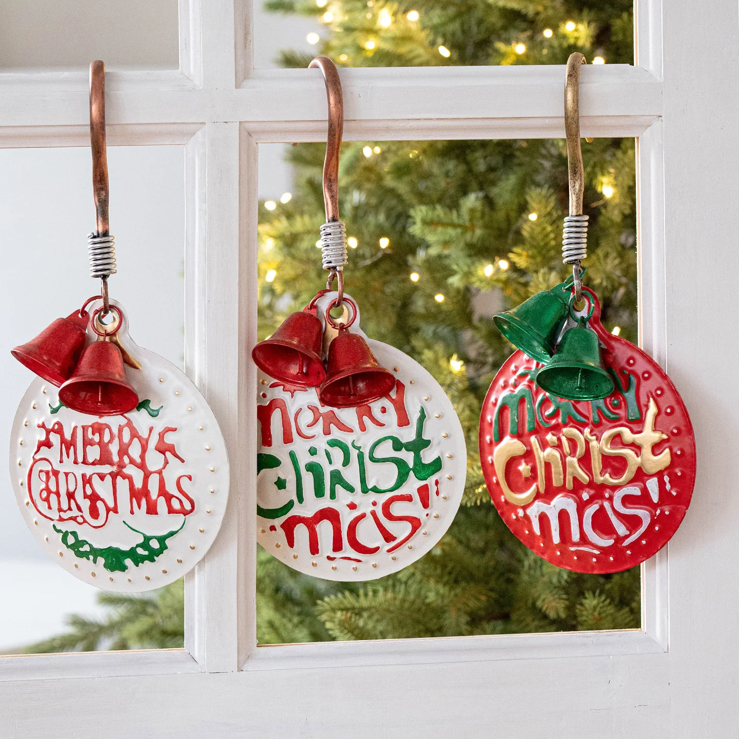 

1Pcs Christmas Decorations Creative Iron Door Hanging Decorations Vintage Bell Hanging Alphabet Welcome Door Tag 2026 New Gift