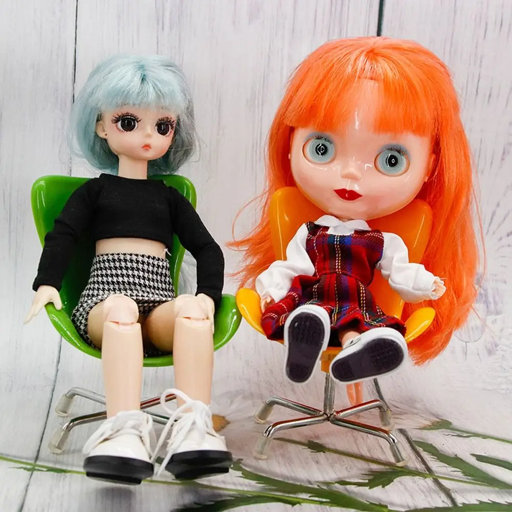 Miniatuurmeubilair Poppenhuisstoelen Simulatie Veelkleurige Ministoel Vrijetijdsstoel 1/6 Schaal Plastic Eierstoel BJD Blyth