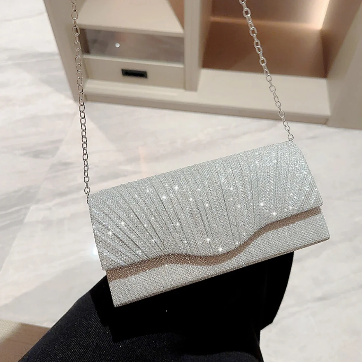 Ladies Glitter Silver Clutch Bag Envelope Evening Bag Fashion Elegant Long Purse Women Chain Shoulder Bags Wedding Party Handbag