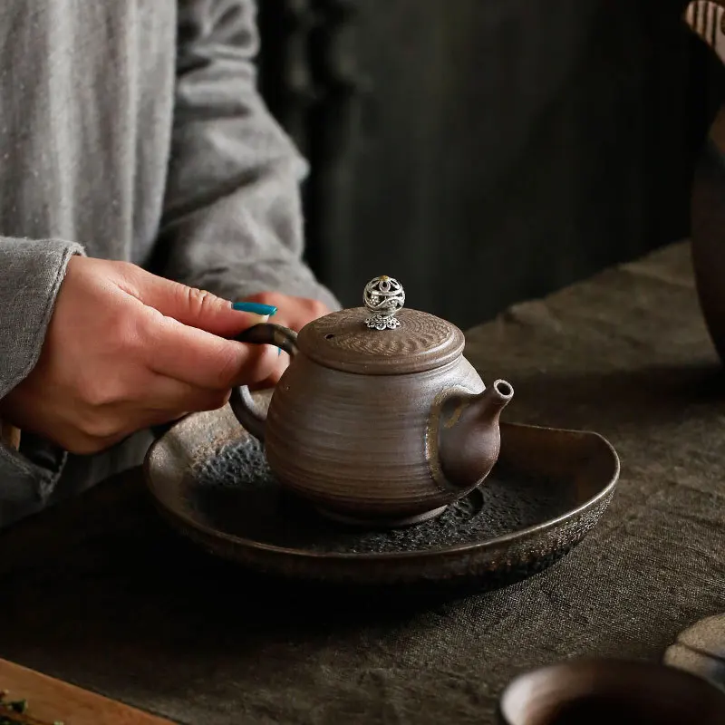 Japanese Coarse Pottery Teapot Ceramic Pot is Putting The Pot Teapot Teapot Handmade Retro Pu 'er Tea Urgently Need A Single Pot