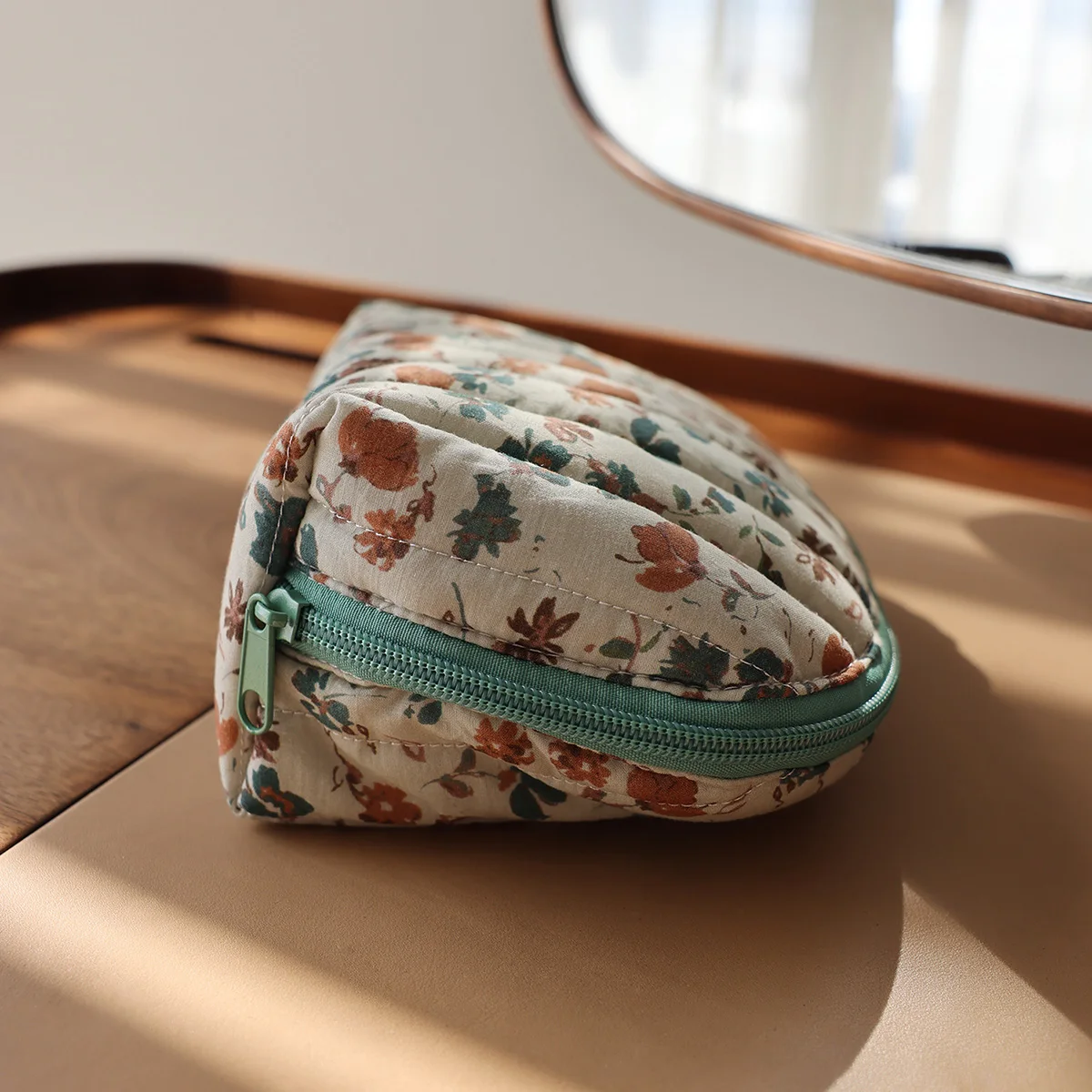 Vintage Flower Patterned Storage Pouch Printed Large Zipper Shell Shape Travel Toiletry Bag Women Multifunctional Cosmetic Bag