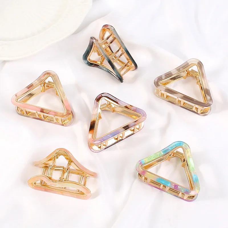 2023 Korean Style Simple Hollow Triangular Geometric Women's Hair Claws Hairpins Fashion Girls Hair Accessories Headwear