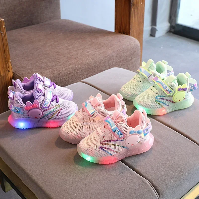 Children's lighting shoes, fly woven breathable soft sole, luminous sports shoes, children's cartoon running shoes
