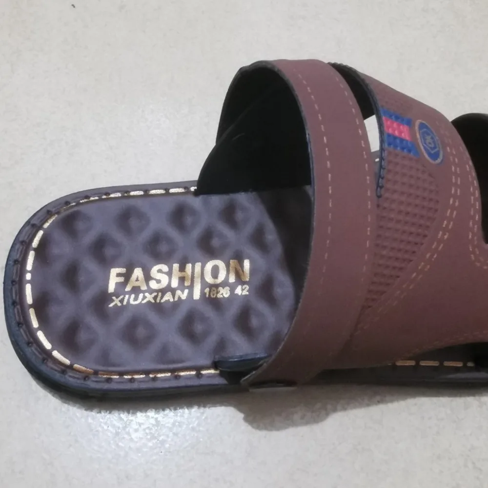 موضة المفتوحة تو الشرائح الصنادل الرجال المضادة للانزلاق بحر الكاحل أبازيم النعال سميكة سوليد الأحذية الذكور منصة النعال الصيف