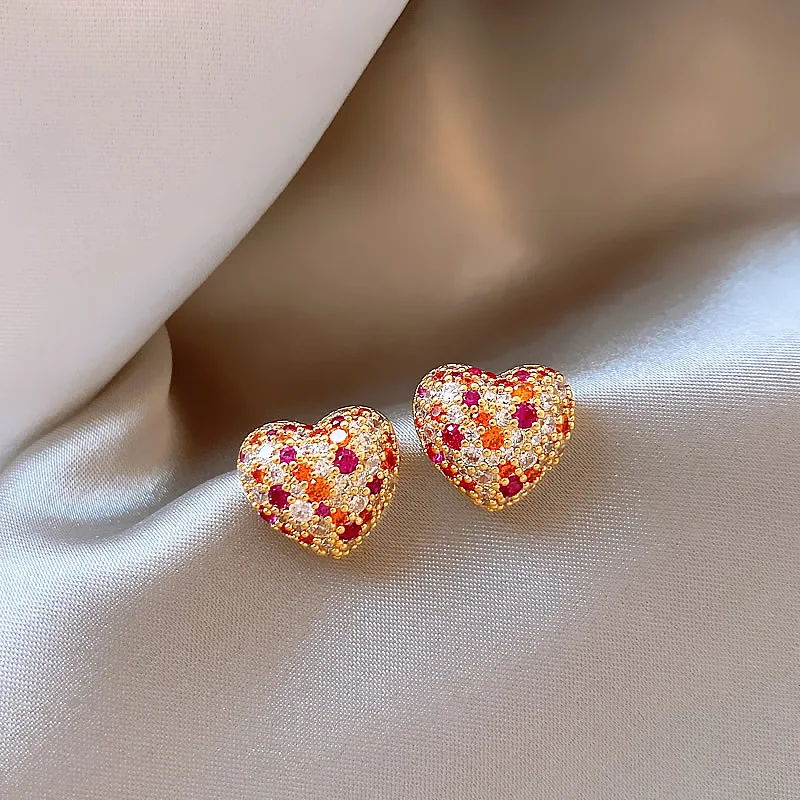 

Light Luxury Colorful Rhinestone Heart-shaped Stud Earrings for Women Shiny Crystal Zircon Love Earring Wedding Party Jewelry