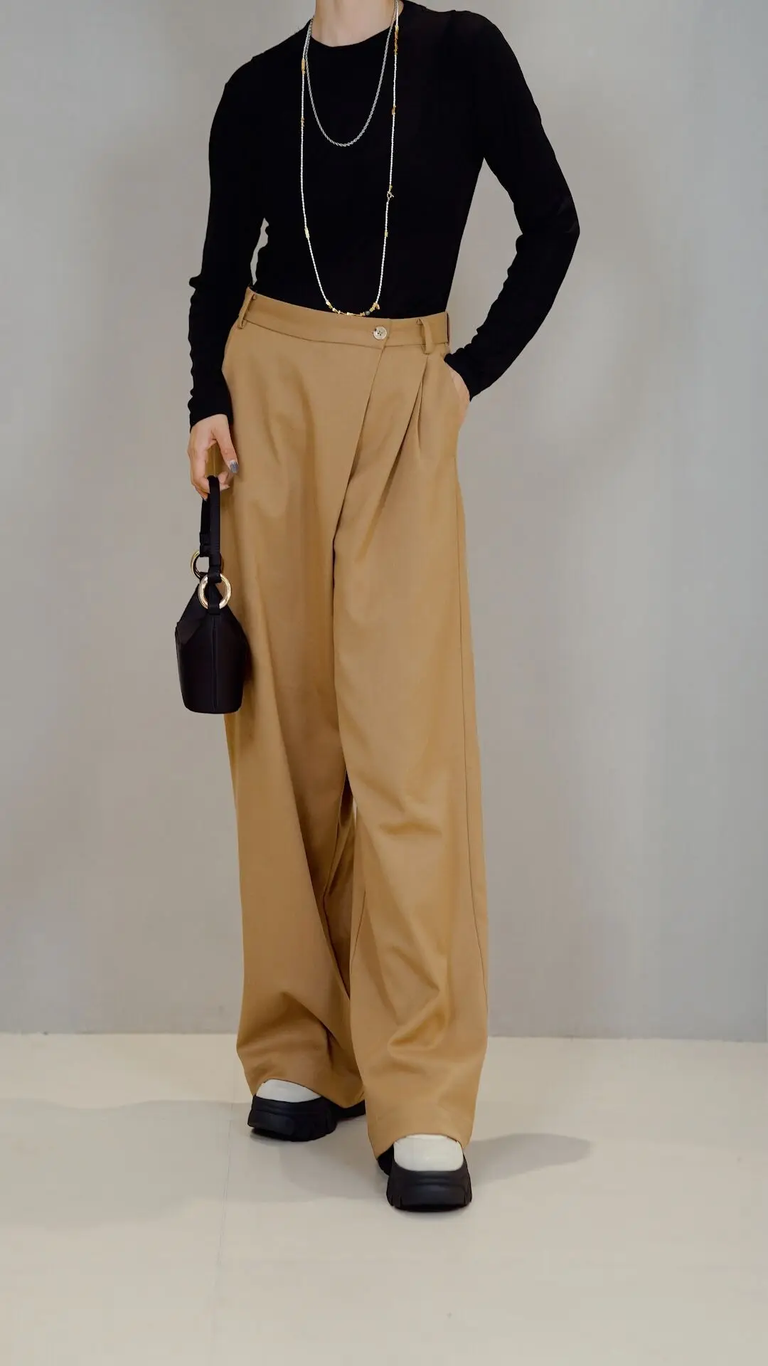 

Женские брюки с высокой талией и широкими штанинами, повседневные, свободного кроя, премиум-дизайн, струящиеся, прямые, для офиса, с изящными деталями