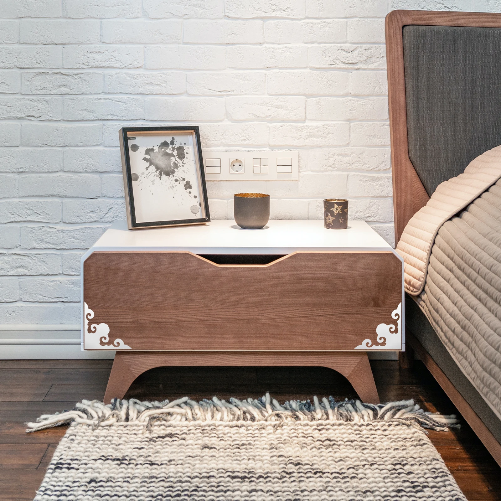 

12Pcs 3D Acrylic Mirror Wall Decals Versatile Style Compatibility for Living Room Bathroom Decor Adhesive Mirror