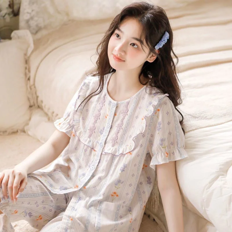 Women’s Cotton Pajama Set – Short-Sleeved Cardigan & Mid-Length Pants for Summer