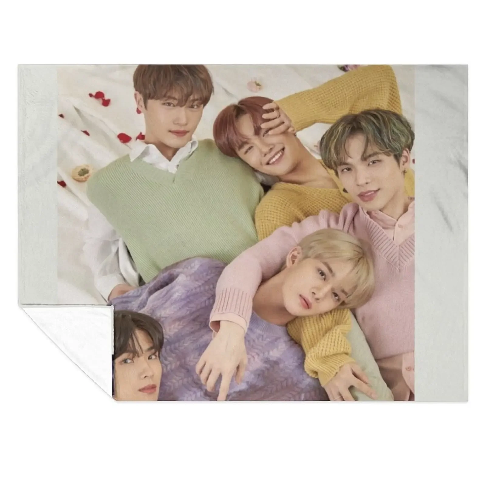 

CIX - 'OK' Episode 1 : OK Not Teaser Pictures 458 BX, Seunghun, Yonghee, Bae Jinyoung, Hyunsuk KPOP boy band group Throw Blanket