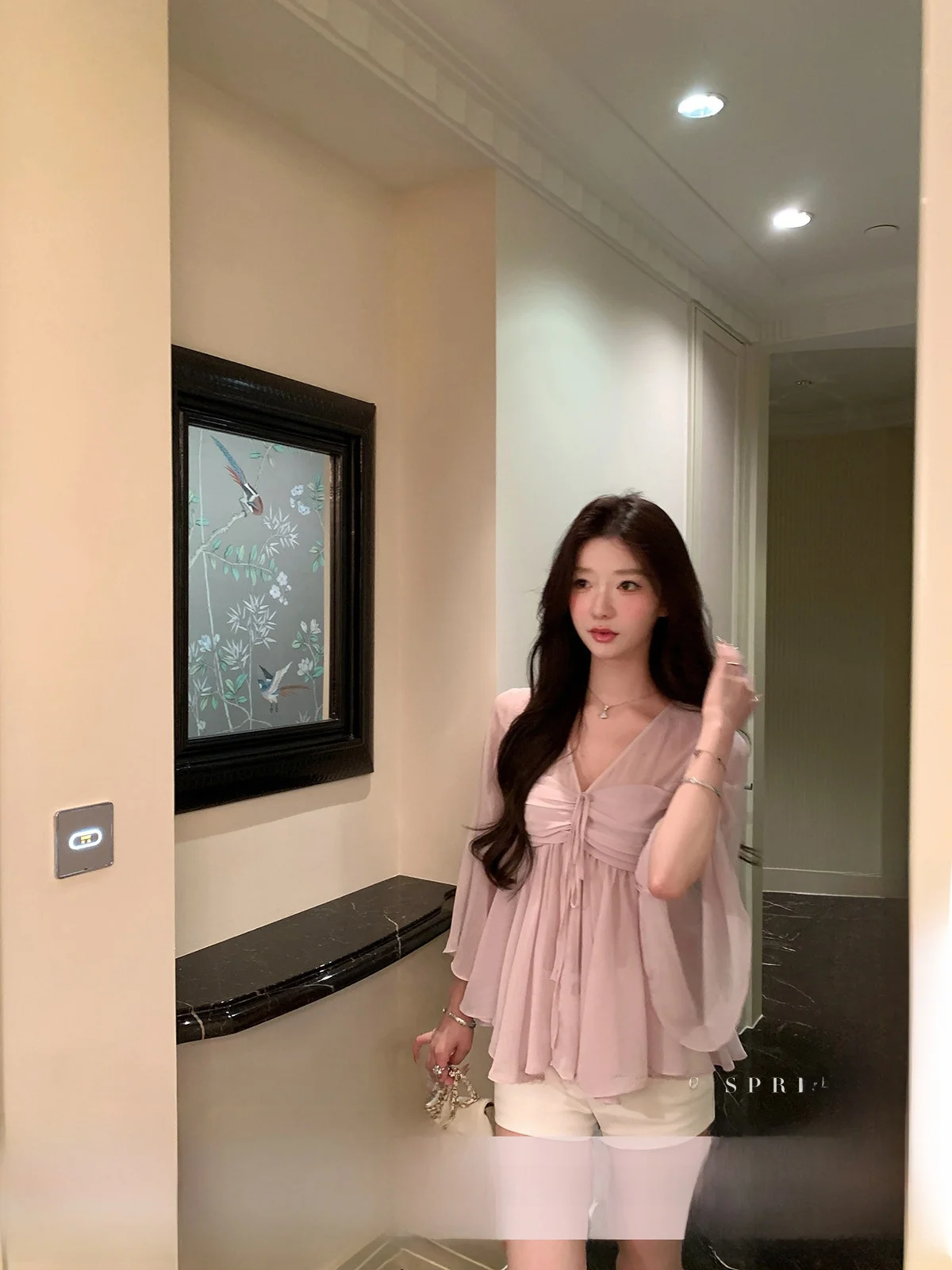 

Женская блузка YOLI из мягкого шифона с V-образным вырезом и рукавами-колокол, дизайн с нежными снежинками, летний топ в корейском стиле, свободный крой