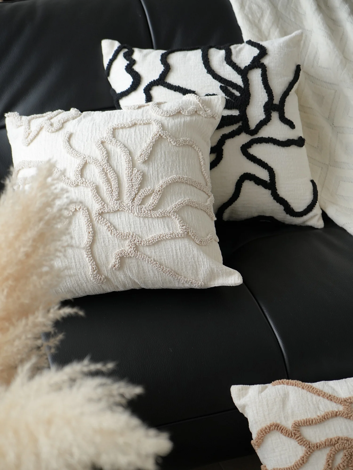 

Современная простая вышитая наволочка Texdr для дивана, гостиной, с абстрактным узором, легкая роскошь, квадратная, из полиэфирного волокна, моющаяся