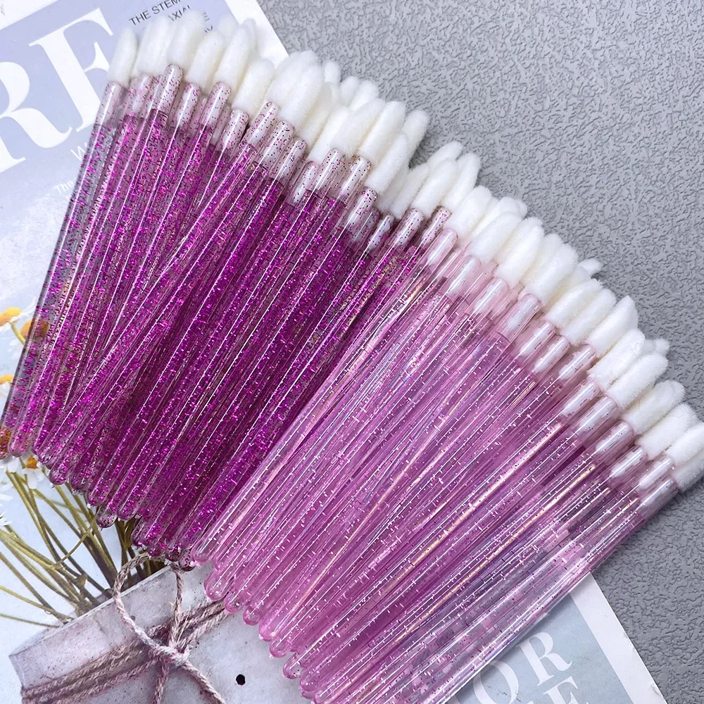 Brosse à lèvres jetable pour femmes, accessoires de rouge à lèvres, baguettes de brillant, applicateur parfait, meilleur outil de maquillage, vente en gros, 50/1000 pièces