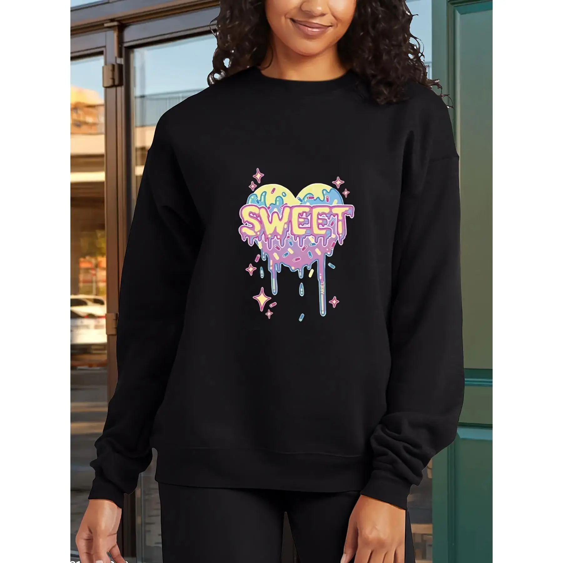 

Cute Sweet Heart Graphic Sweatshirt, Kawaii Dripping Love Crewneck Pullover for Women, Valentine's Day Gift