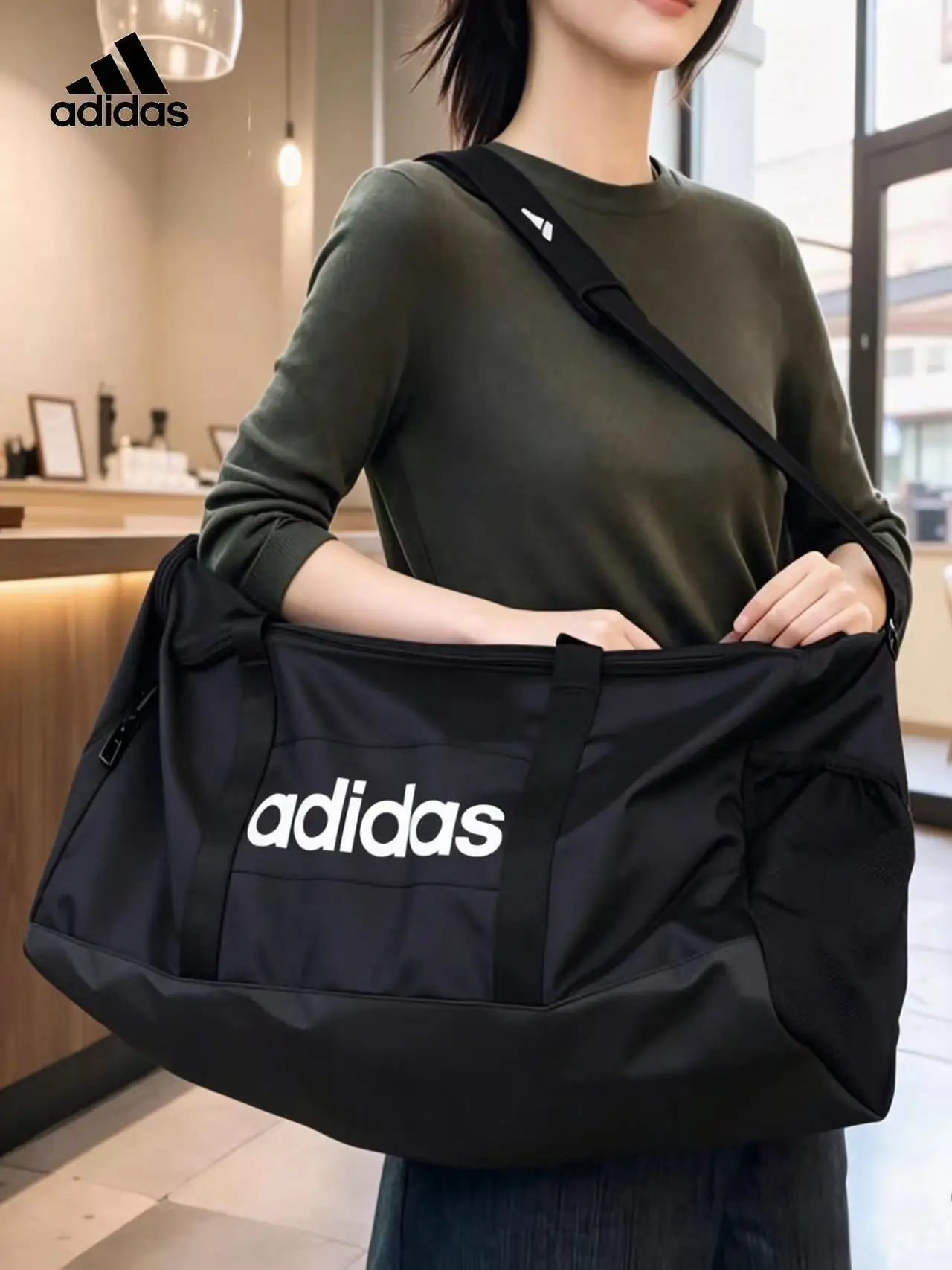 

Adidas Unisex Large Capacity Shoulder Handbag Sports Gym Bag Fitness Training Travel Casual Duffle Bag for Men Women JE8344