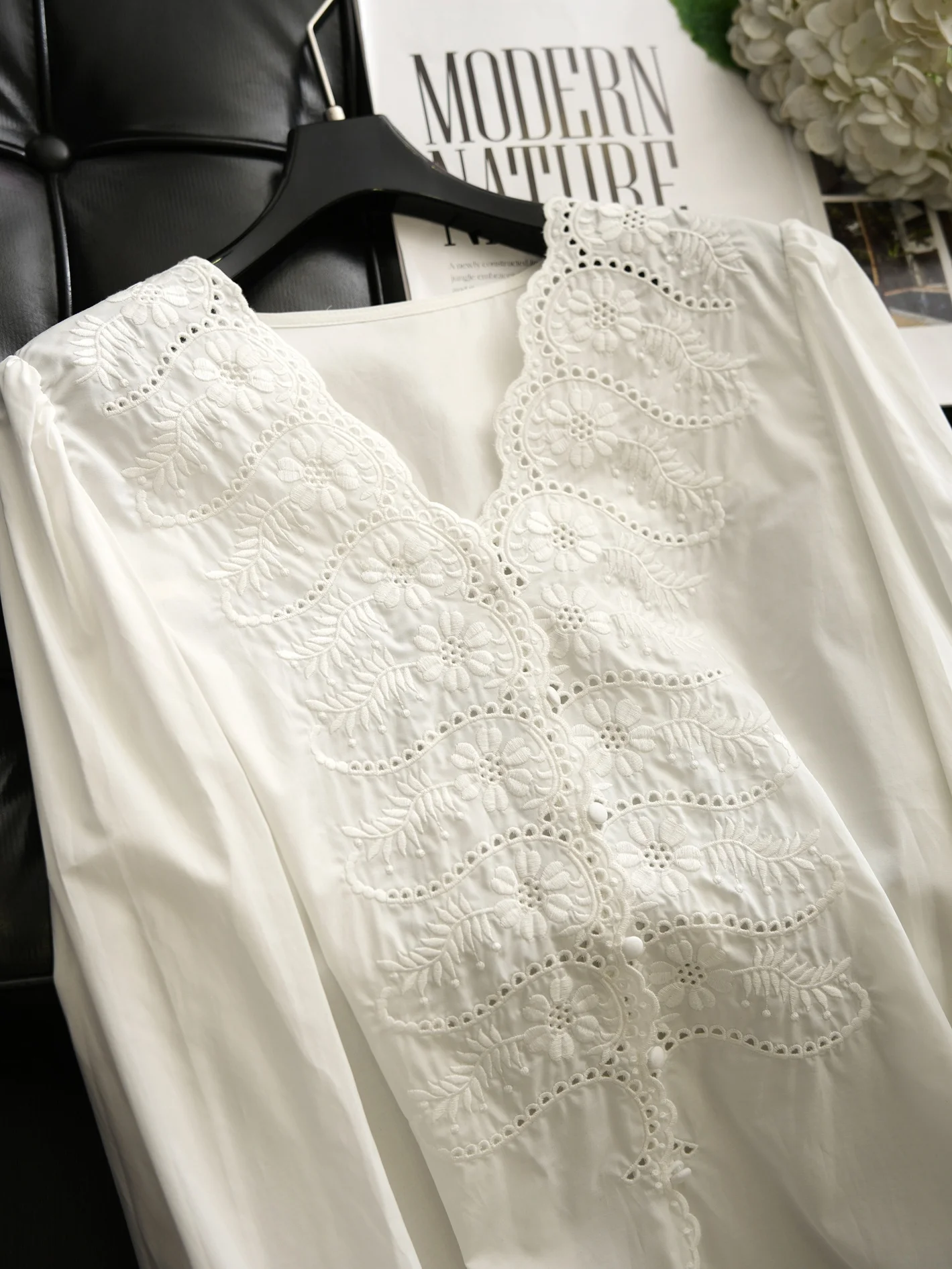 

Elegant Loose Lace Embroidery Long Sleeve V-Neck White Shirt Women's Top Cotton Breathable Comfortable Original Design Summer...