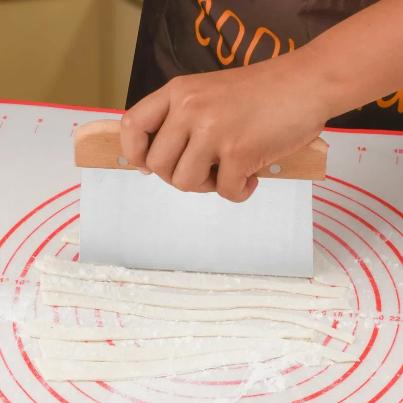 سكين تقطيع من الفولاذ المقاوم للصدأ، قطاعة عجينة الخبز والبيتزا، مكشطة كعكة الكريمة شبه المنحرفة، أداة القطع، أداة المطبخ #1