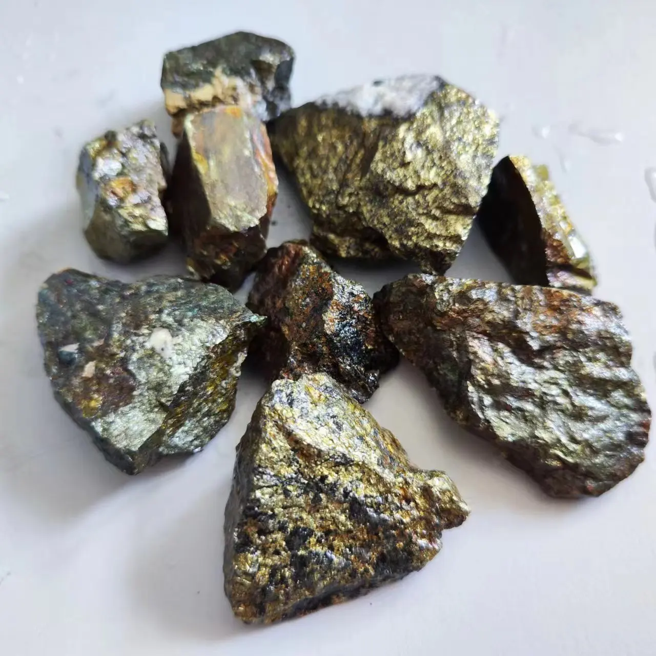 Natural Containing Gold Silver and Copper Ore CuFeS2 Chalcopyrite Mineral Crystal Ore Stone Teaching Specimens Experimental