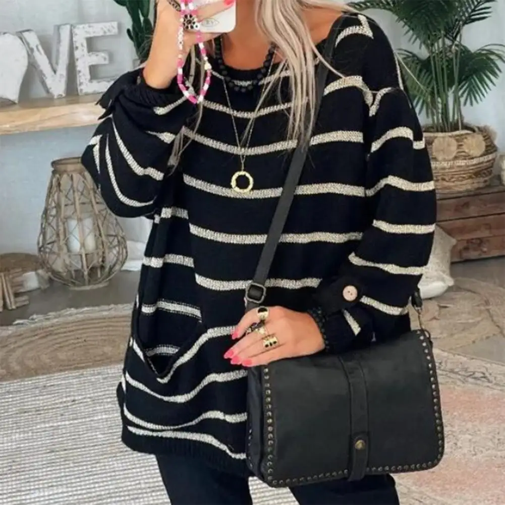 

O-Neck Long Sleeves Big Pocket Buttons Cuffs Pullover Sweater Lady Autumn Winter Striped Print Oversized Knitting Sweater Pulls