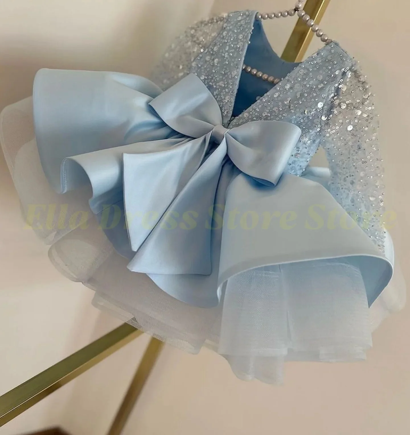 Blumenmädchenkleid mit Cape Prinzessinnen-Ballkleid Baby-Mädchen Geburtstagsparty-Kleider Glitzer Erstkommunionkleid Maßgeschneidert Großhandel – Detail 7