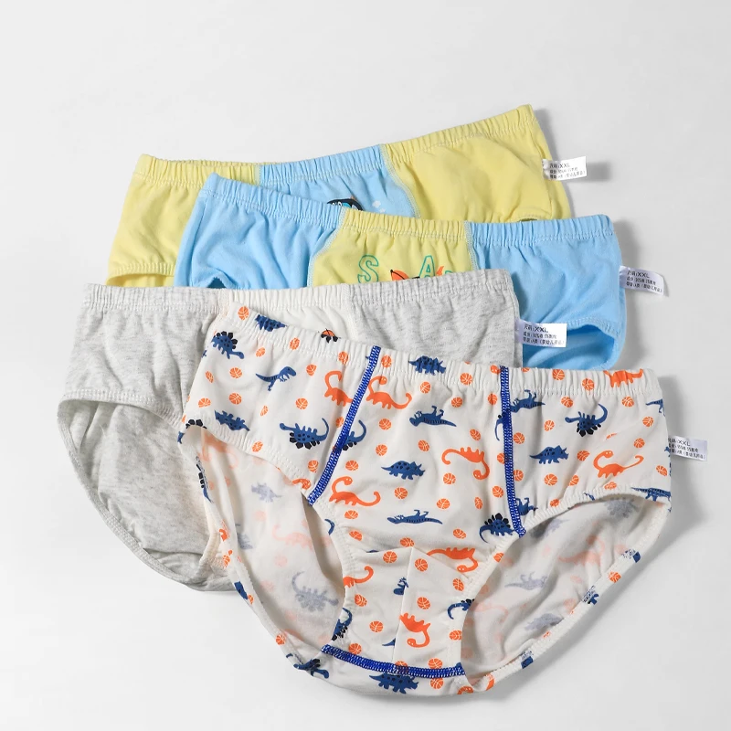 

Boys' underwear made of cotton. Children's triangle shorts. Baby boxer shorts that won't pinch the buttocks. Boxer underpants fo