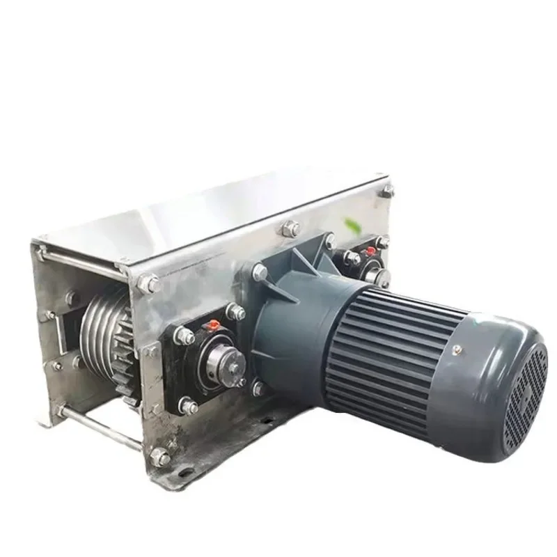 Chicken factory sheep pen duck rabbit house cow shed pig farm manure scraping machine, farm automatic manure scraping machine