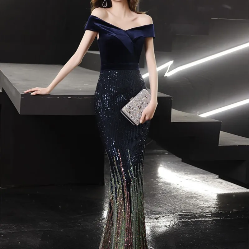 

Temperament new banquet host gradient color sequined one-shoulder fishtail dress