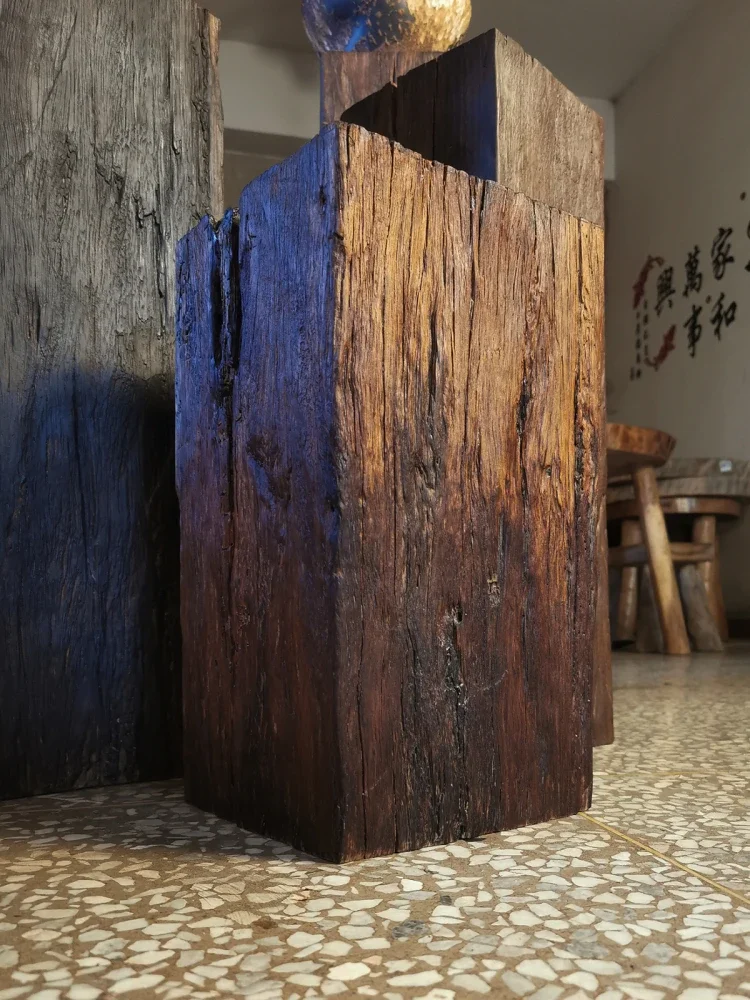 Natural weathered wood square pier flower stand flower table demolition old material old wooden pile Chinese antique wabi