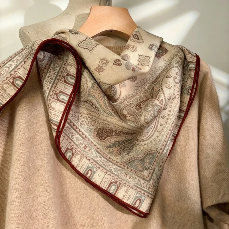 Echarpe-carree-en-soie-de-murier-imprimee-double-face-chale-de-luxe-en-soie-et-laine-elegant-pour-femme-passe-partout-mode-quotidienne-ornement-pour-le-cou