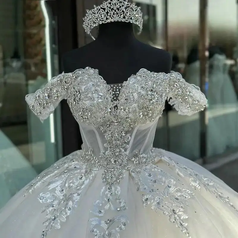 Vestido De baile De Quinceañera, vestido De fiesta De graduación con hombros descubiertos, Vestidos De Quinceañera De lujo, Vestidos De tul con cuentas dulces 15