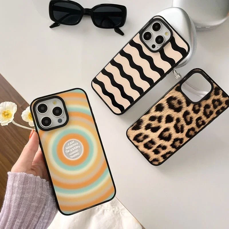 

Simple Wave Leopard Pattern 2.0 Acrylic Black Border Phone Case Cover for IPhone 11 12 13 14 15 16 Pro Max Case