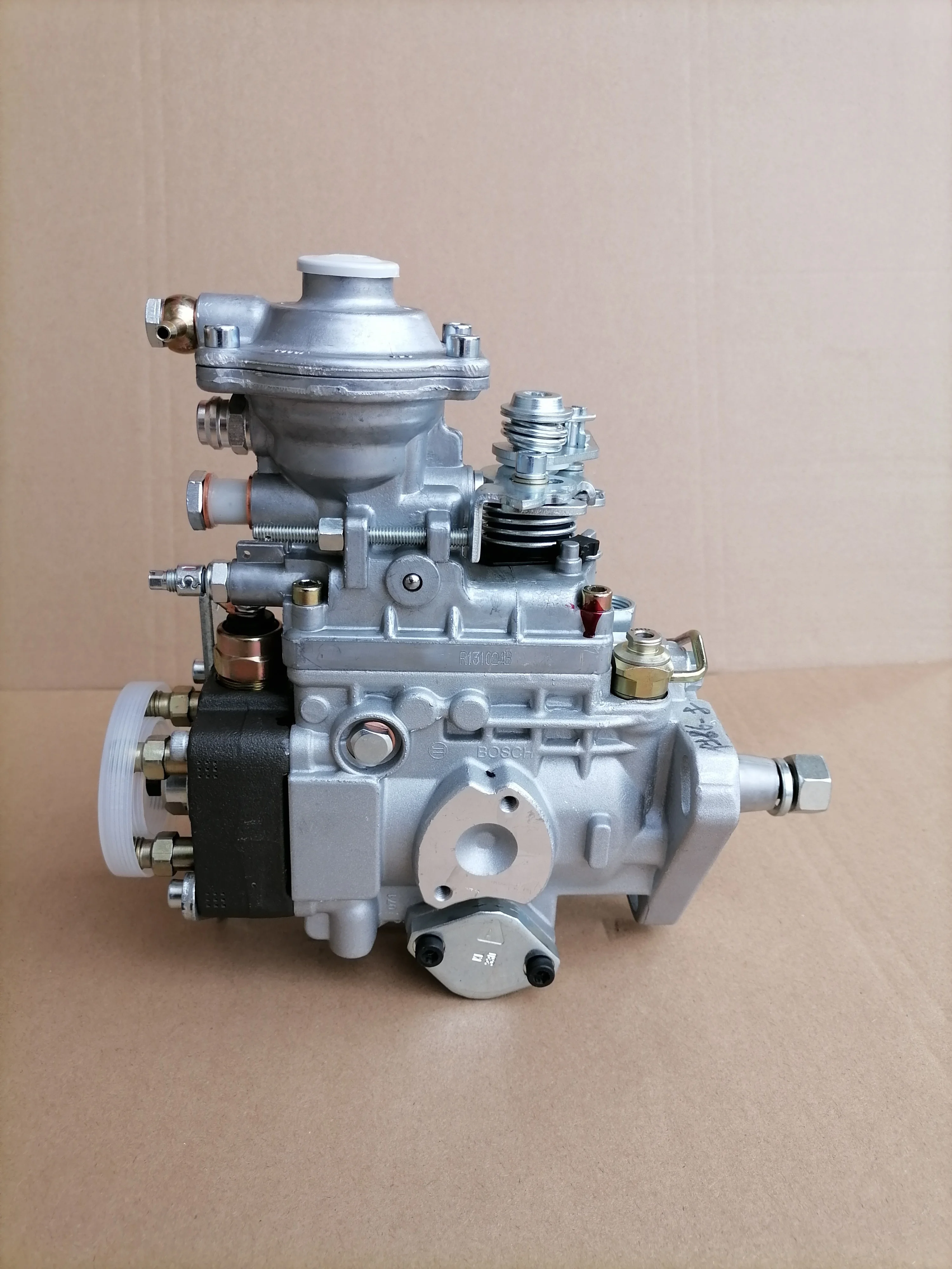 مضخة حقن وقود الديزل 0460424326 3960902   1400R866-8 لمضخة VE عالية الجودة لمحرك الكمون 4BT 0460424326 3960902 #4