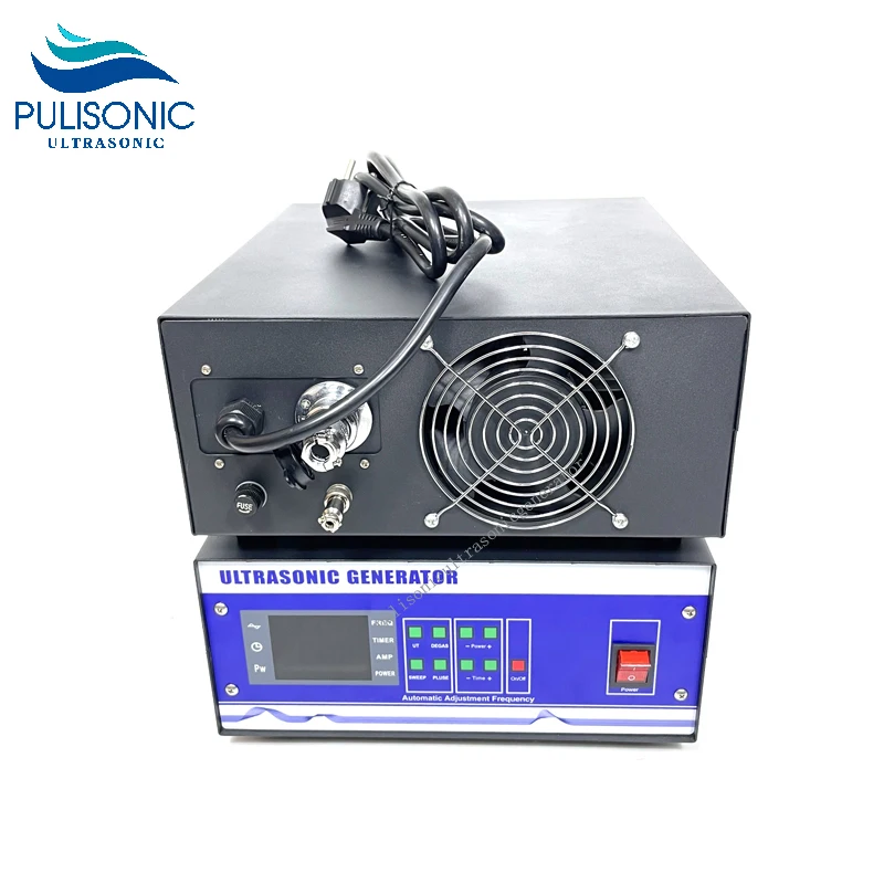 Sweepable Frequency Ultrasonic Cleaner Generator With Power Adjustable 1800W 25K Driving Watetproof Transducer