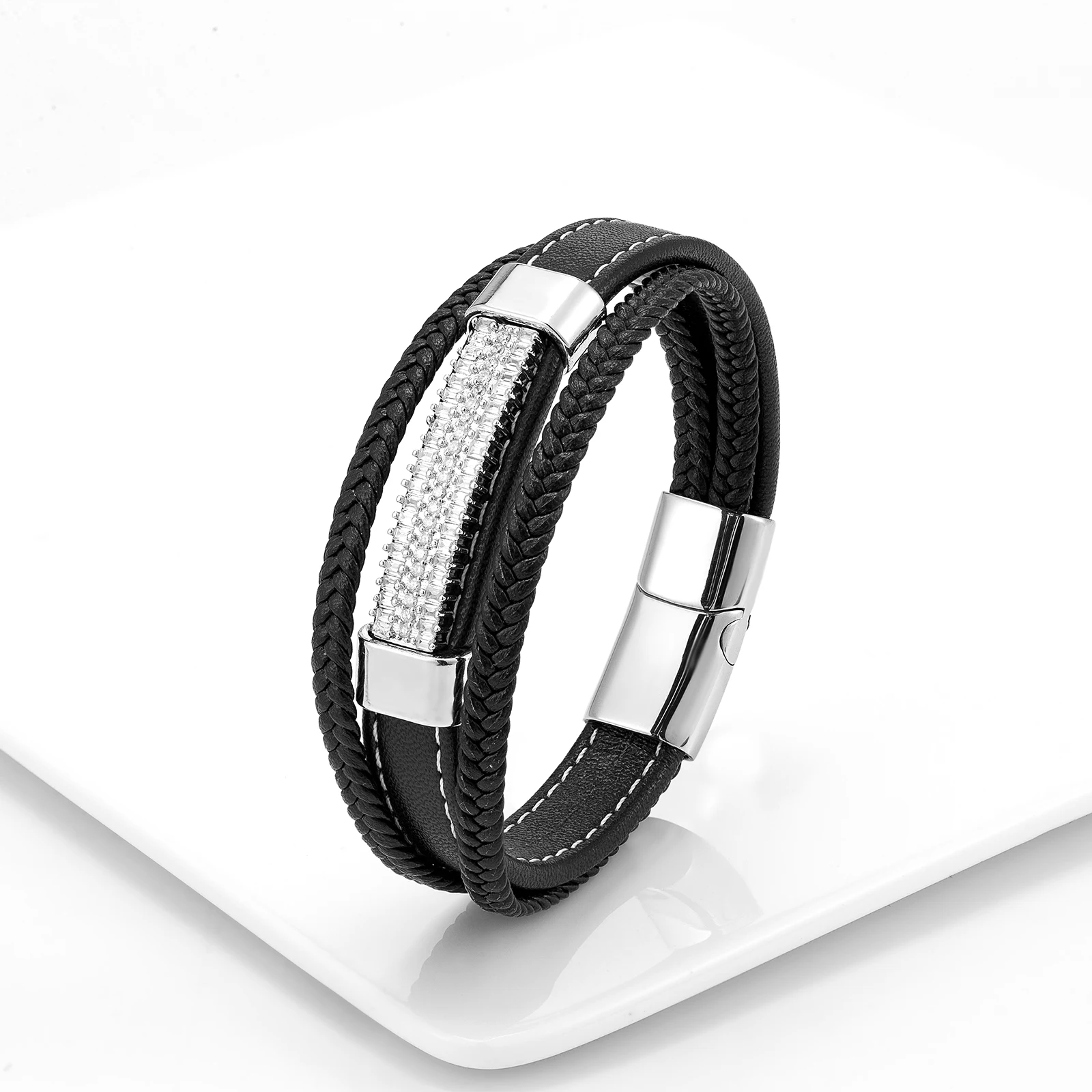 2022 New Fashion Charm Micro-inlaid Zircon Couple Stainless Steel Multi-Layer Hand Row Sweet Personality Leather Rope Bracelet