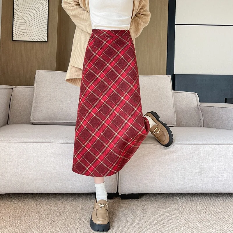 Mao's autumn and winter half skirt new women's versatile lower body high waist slimming A-line hip hugging skirt retro diagonal