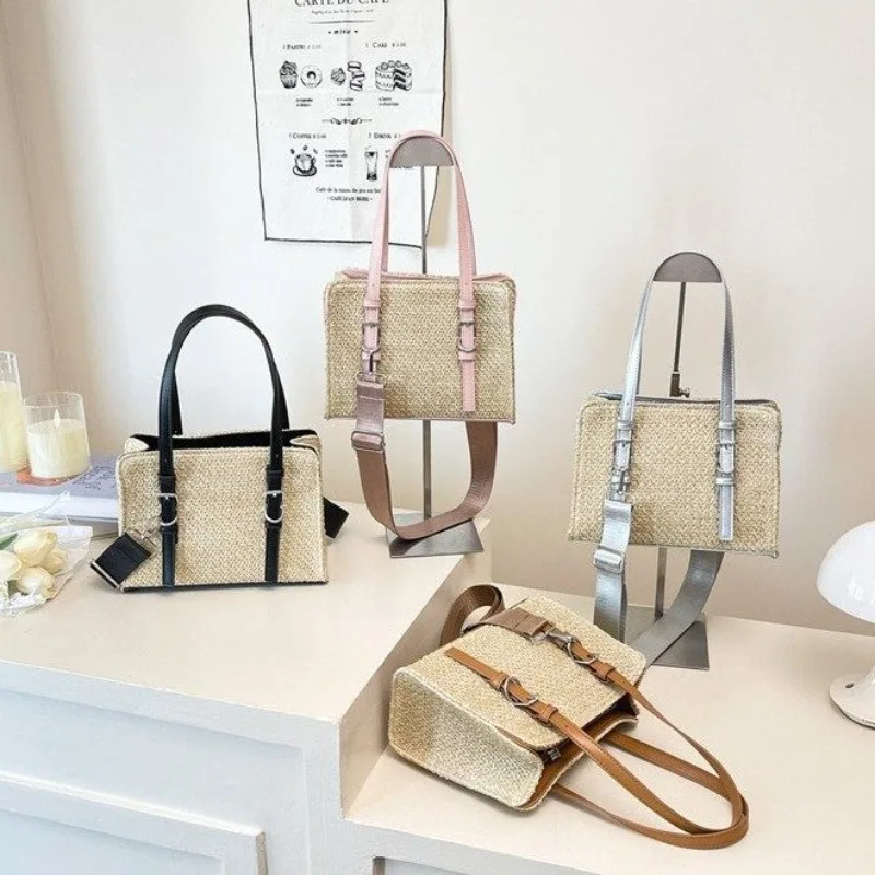 

Стильная однотонная дизайнерская сумка для подгузников, женская кожаная сумка-тоут с большой вместимостью, элегантная сумка через плечо для создания простого и шикарного образа.