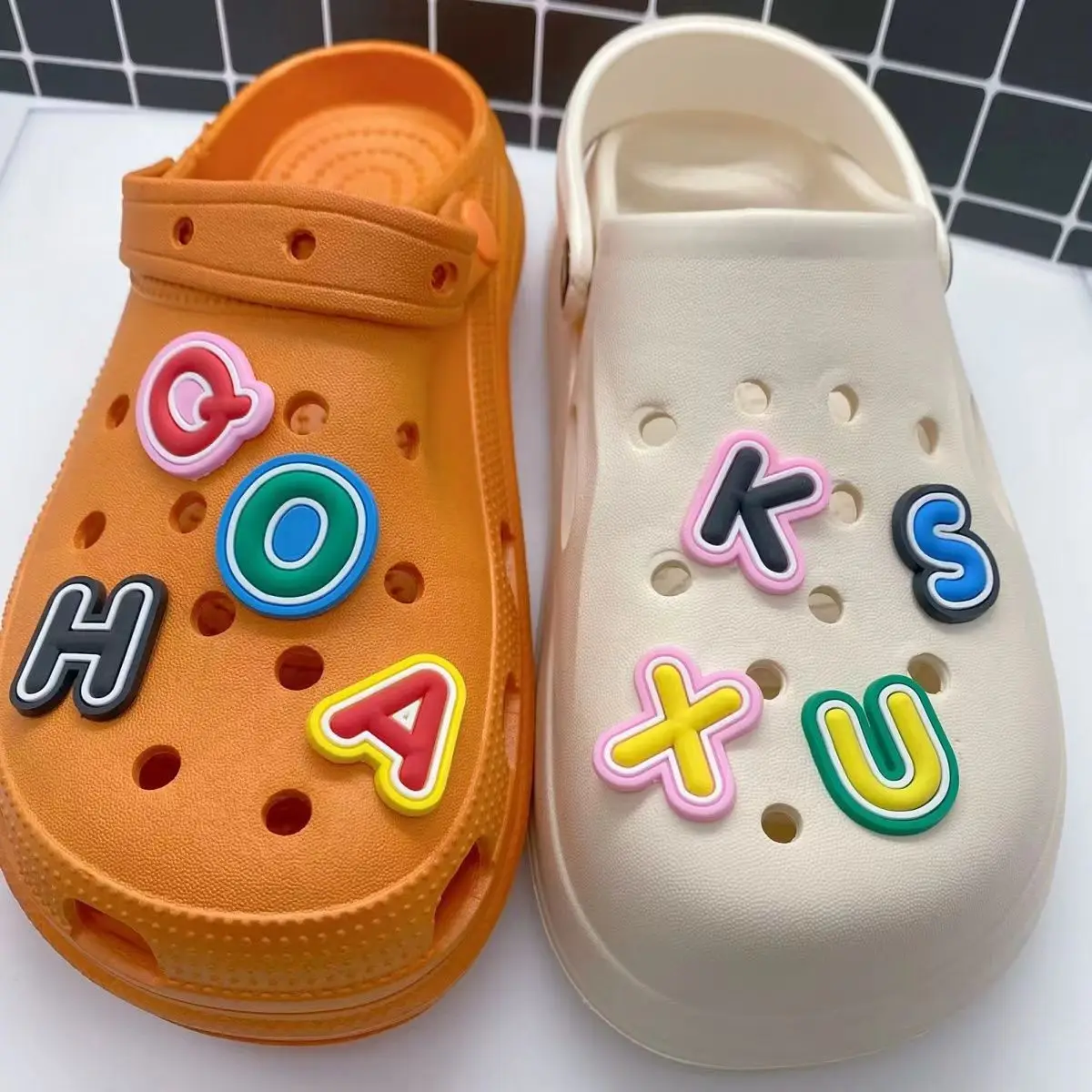 New 26 Letter Series Hole Shoe Charms Decorations Lovely Colored Cartoon Pattern Shoes Buckle DIY 3D Hole Shoe Accessories