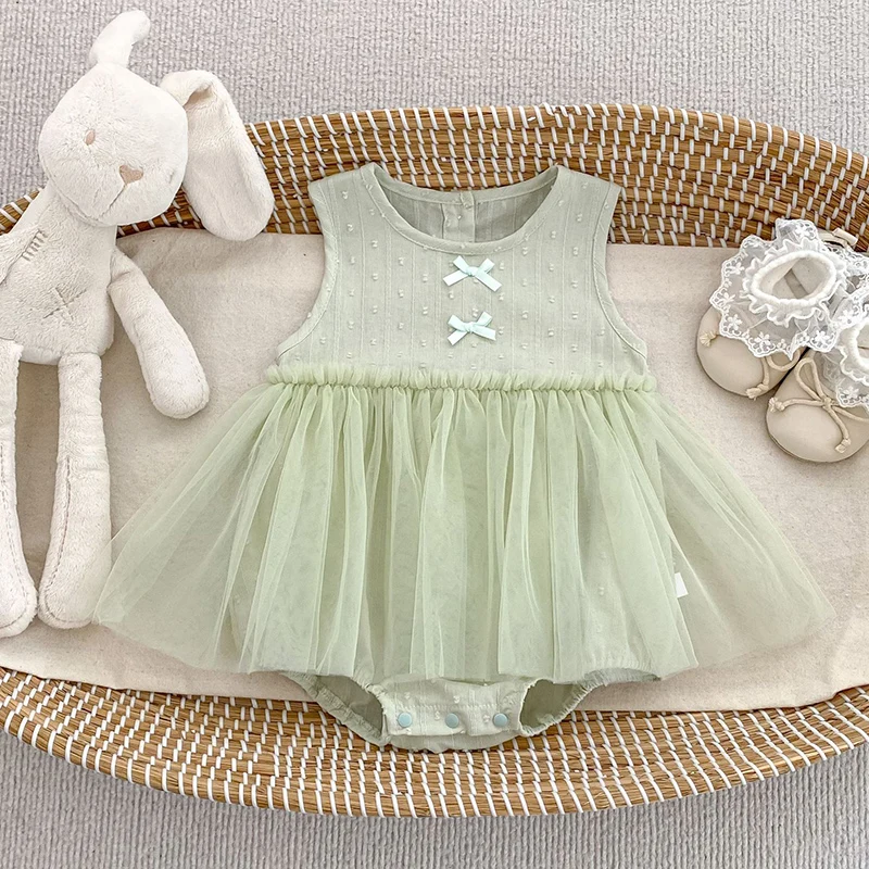 

Новый летний комбинезон для новорожденных девочек 0-24 месяца, без рукавов, из хлопка с сетчатыми вставками, для малышей