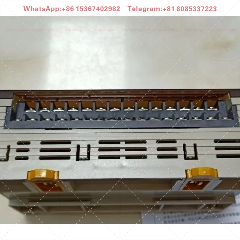 CJ1W-ETN21 Ethernet Communication Module for PLC Systems, 10/100Mbps RJ45, TCP/UDP/FTP/SNTP Support