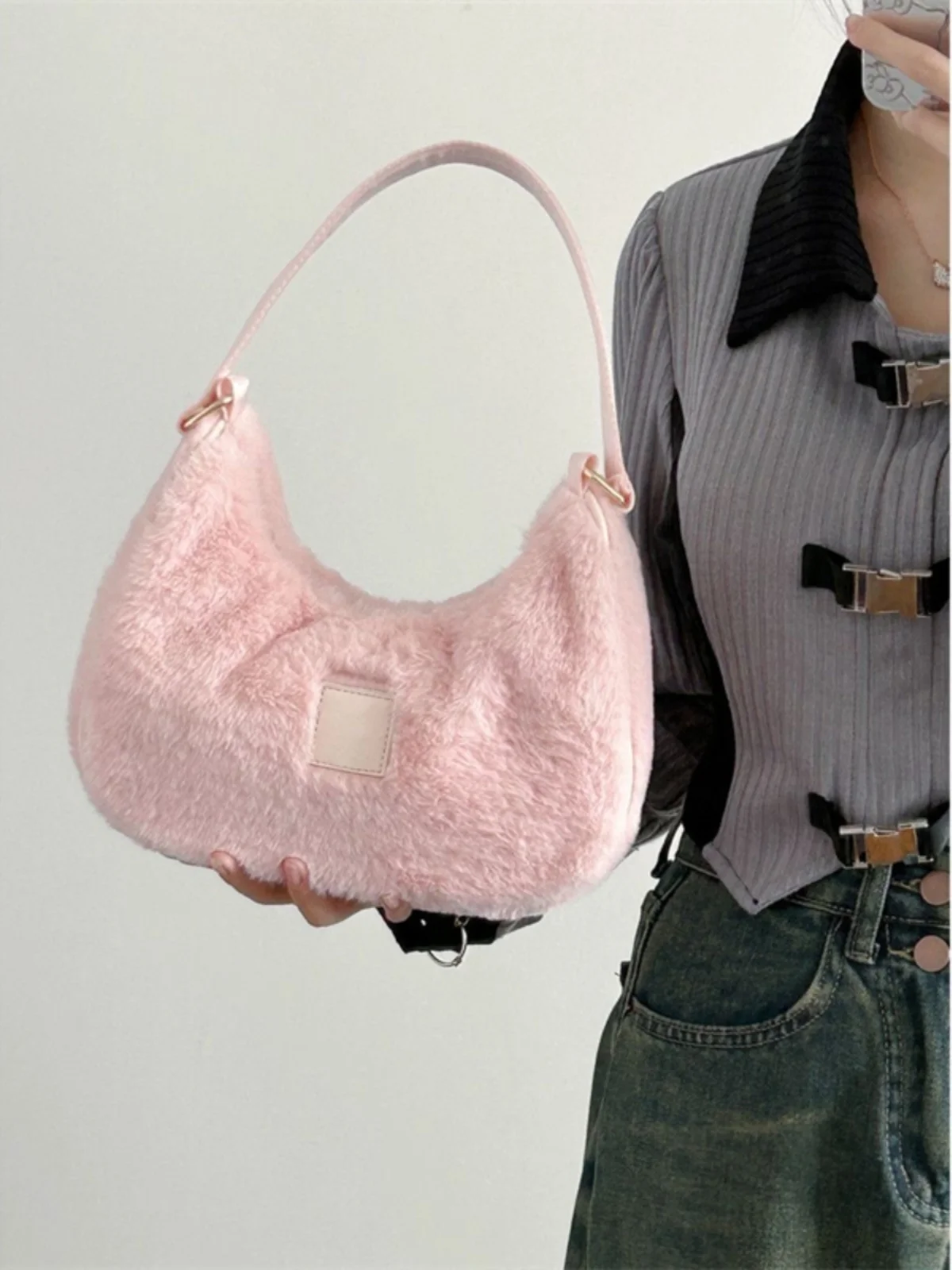 

2024 New Pink Plush Underarm Bag Korean Versatile Plush Splicing PU Handheld Bag Autumn Winter Commuter Cute One Shoulder Bag