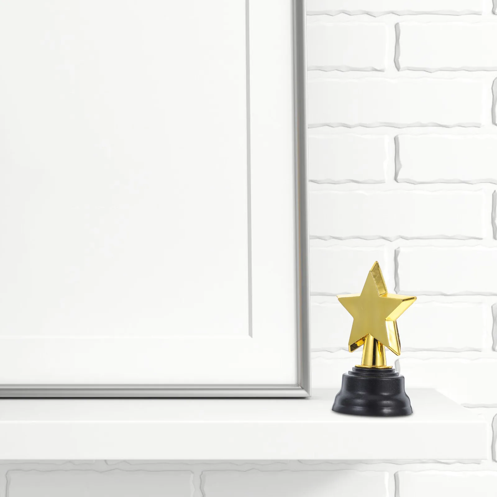6Pcs Little Star Trophy Awards Creative Plastic Mini Cups for Kindergarten Students Classroom Competition Game Party Favor