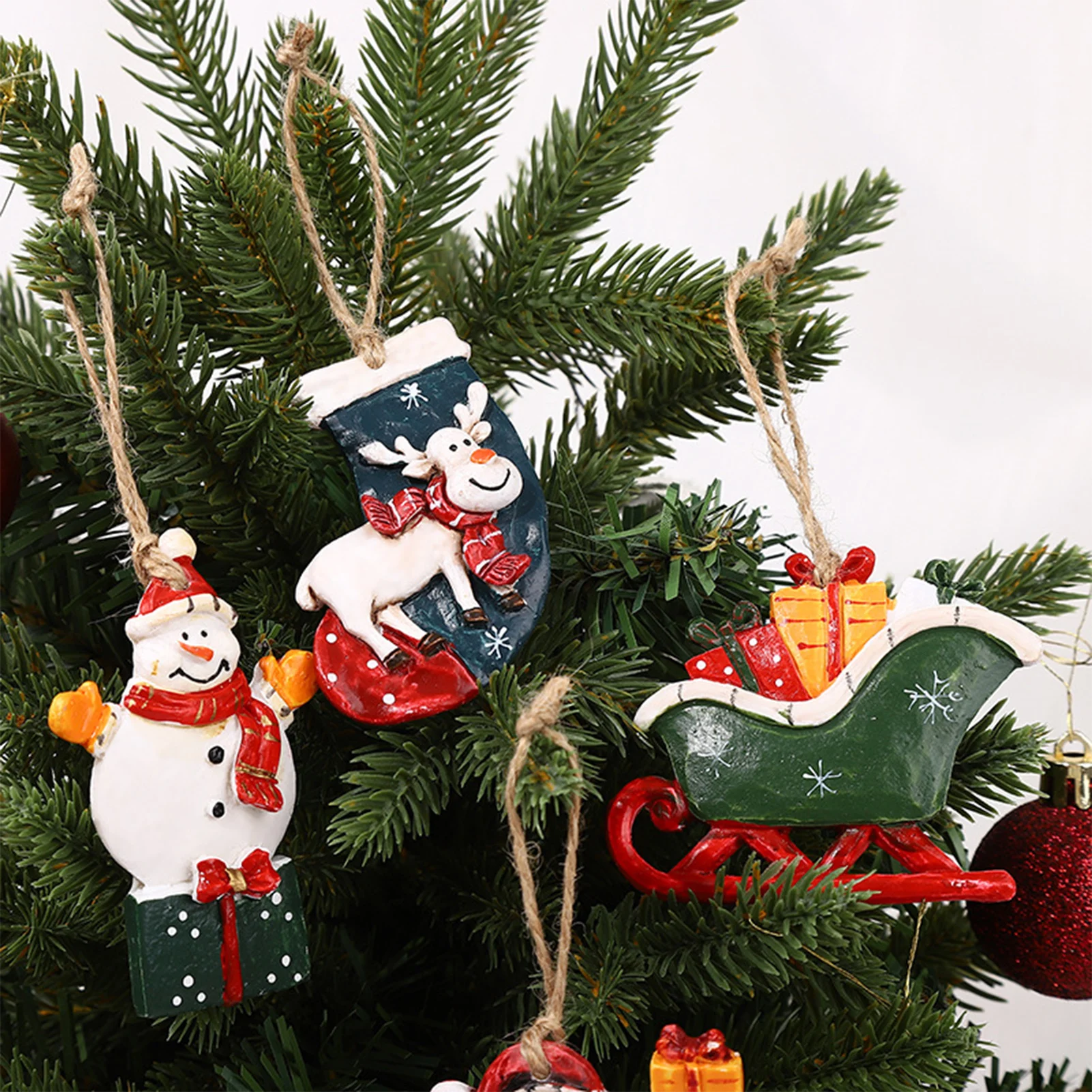 

2025 Christmas Tree Pendant Vintage Oil Painting Style Resin Santa Claus Snowman Hanging Navidad New Year Party Decorations