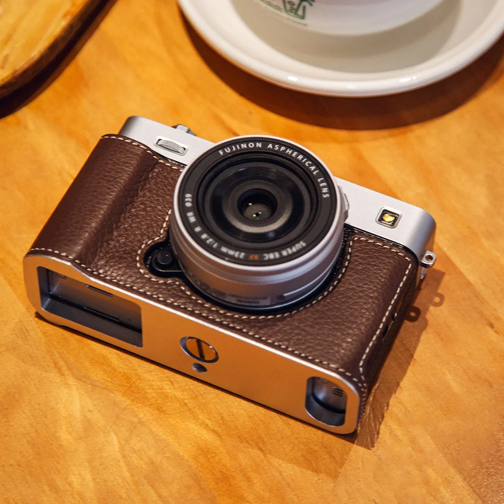 XE5 Vintage Genuine Leather Camera Case XE5 Half-Wrap Leather Camera Protector for Fuji XT50 X100VI XT5 XT30/30II/30III XE5 Case